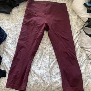 Lululemon burgundy high rise wunder under crops